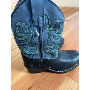 kids smoky Mountain boots size 9 navy blue and black